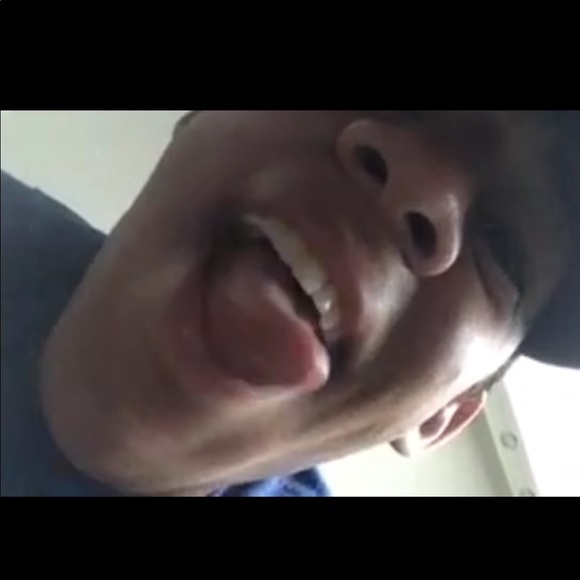 Meet your Posher, Yener - Picture 1 of 1